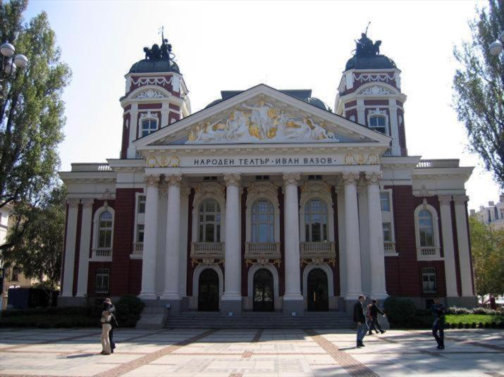 Center 5 * Sofia