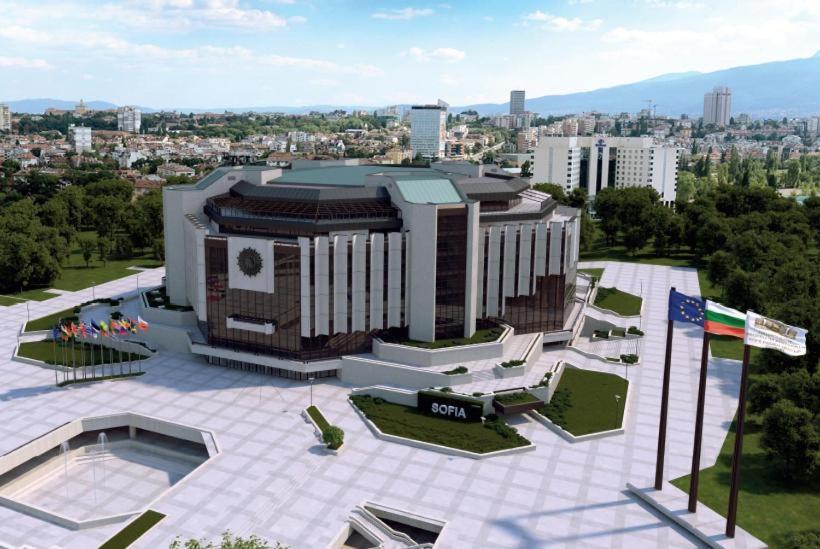 Center 5 * Sofia
