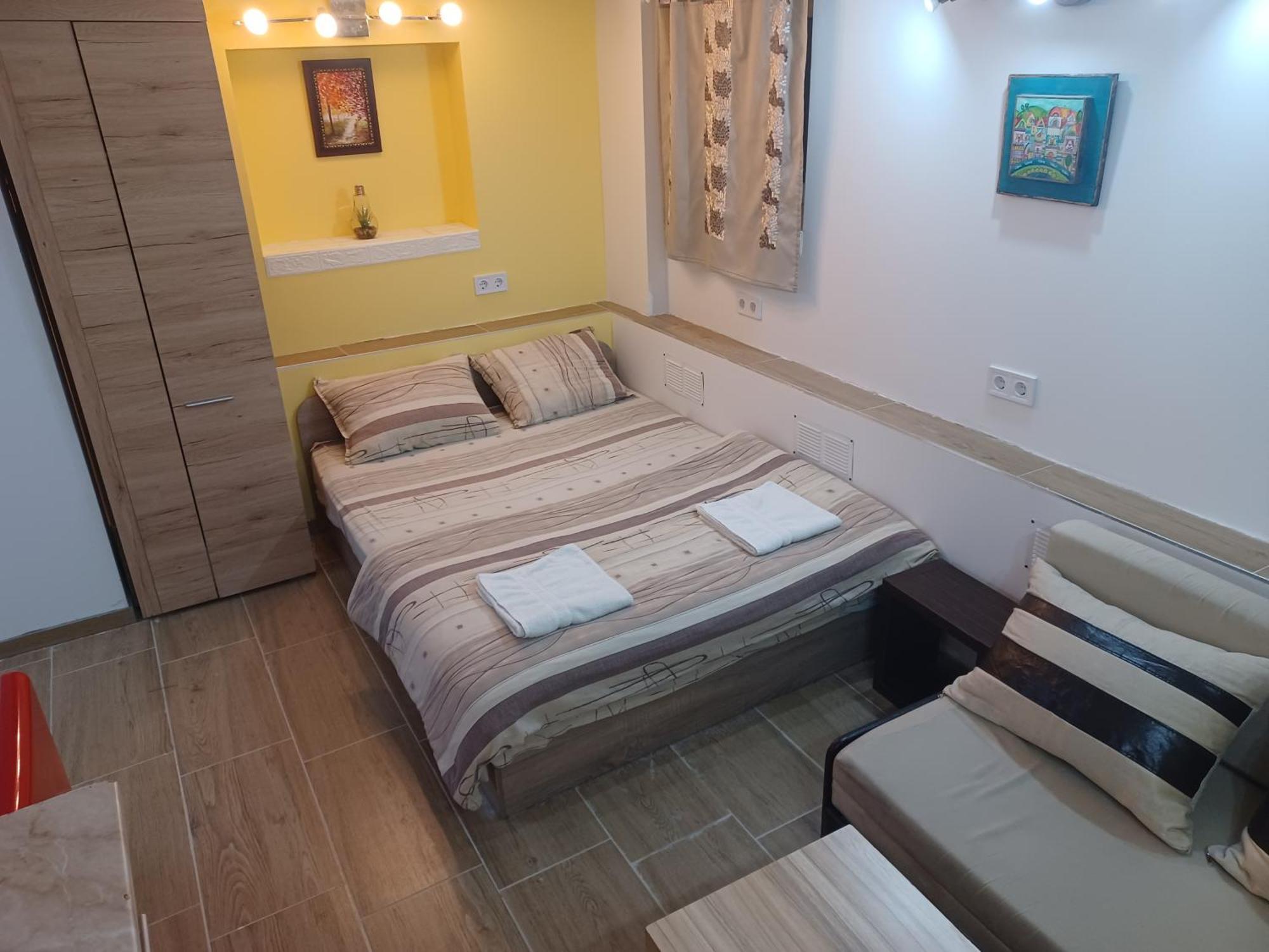 Center 5 Apartment